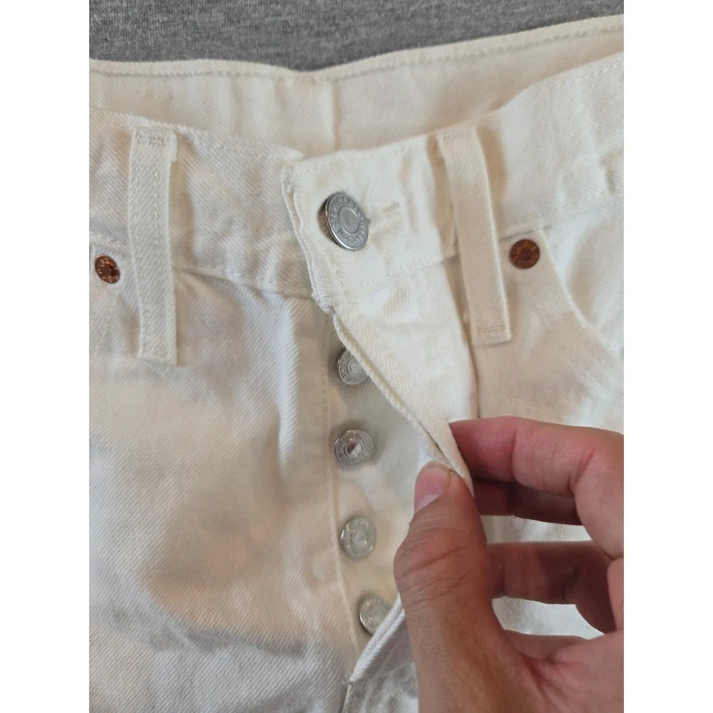 Levi's Shorts Womens 25 White‎ Cutoff Premium 501 Button Fly Fray 2.5